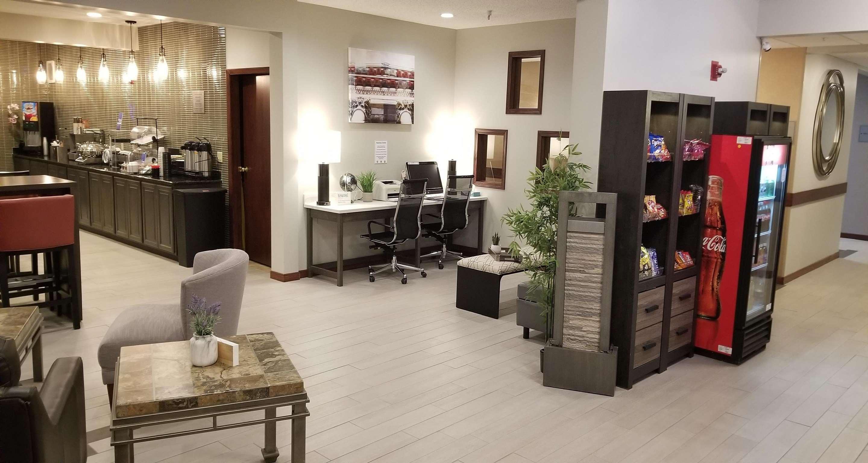 Best Western University Inn Urbana Bagian luar foto