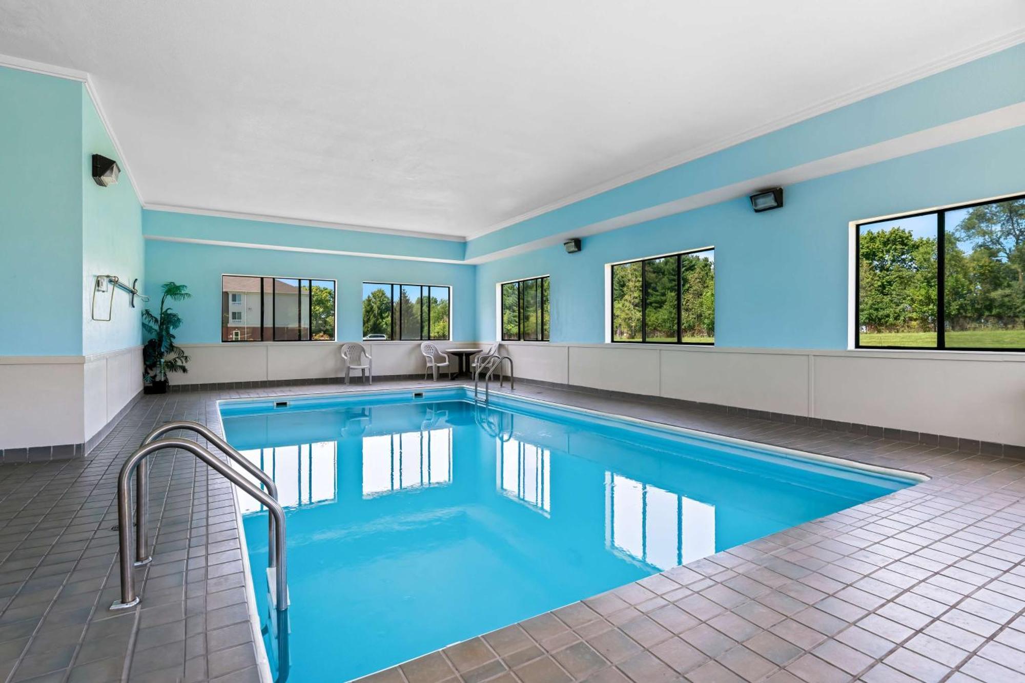 Best Western University Inn Urbana Bagian luar foto