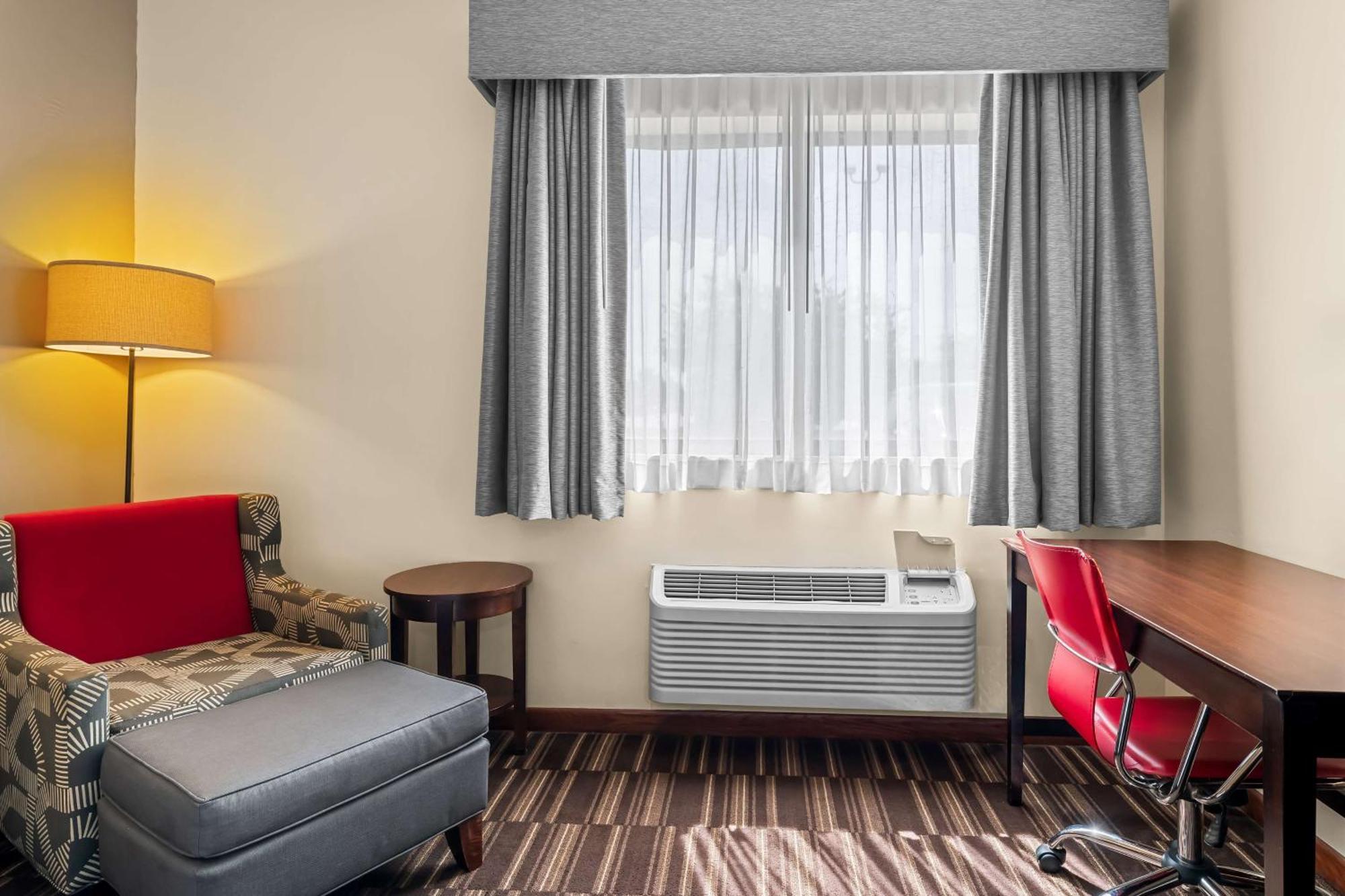 Best Western University Inn Urbana Bagian luar foto