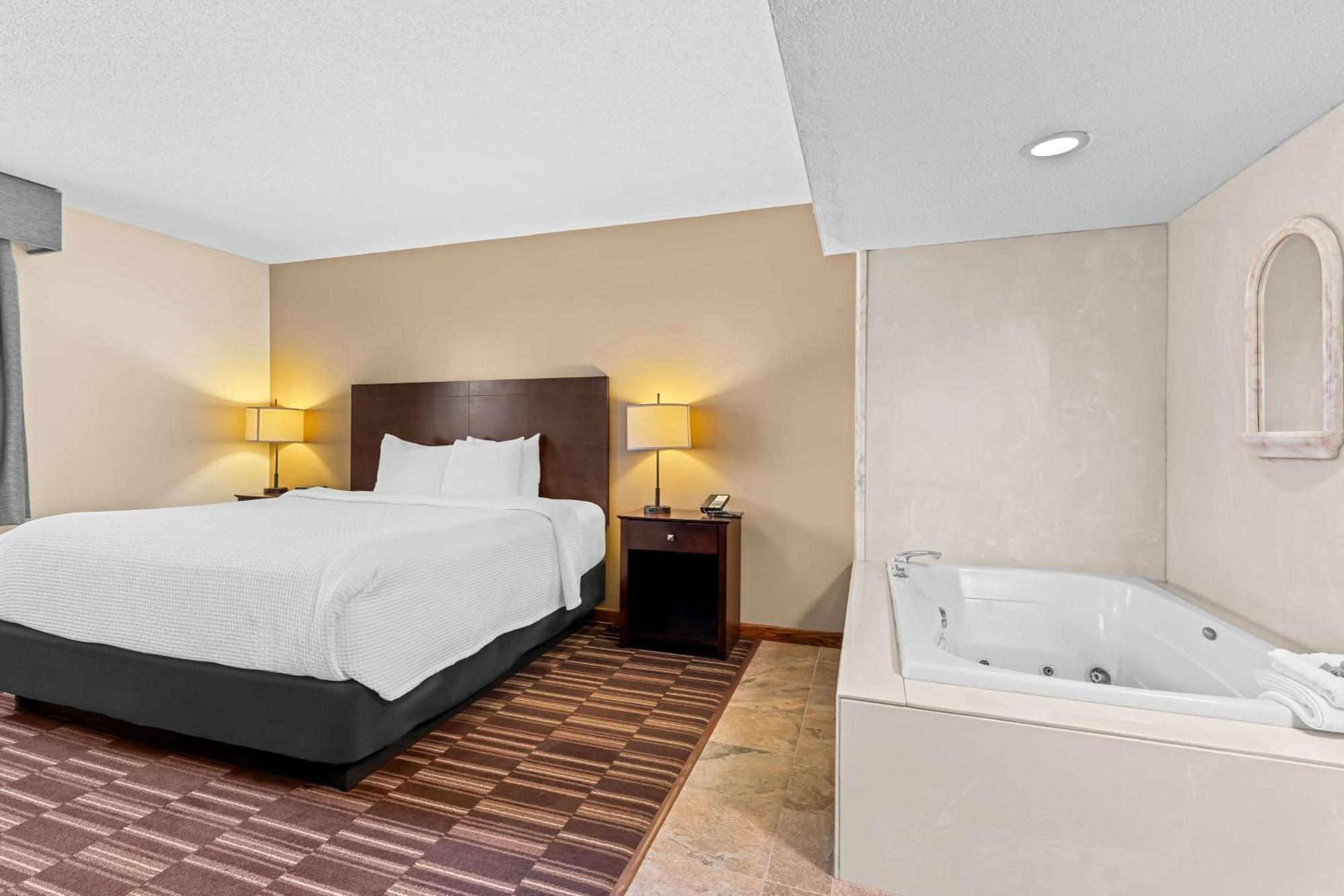 Best Western University Inn Urbana Bagian luar foto